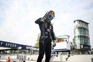 Carrasquedo (Motopark) wins great qualifying battle in Monza